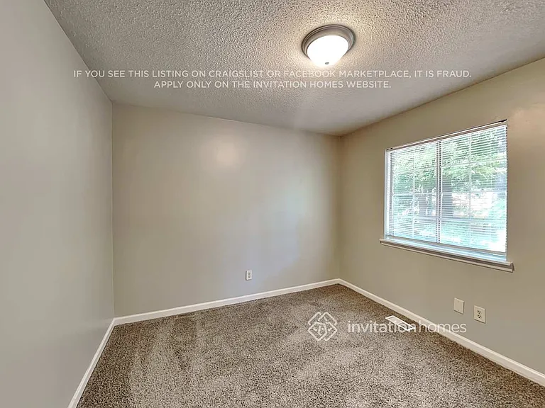 7025 Markway Dr — Photo 16