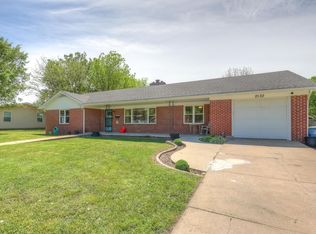 2832 E 15th St, Joplin, MO 64804