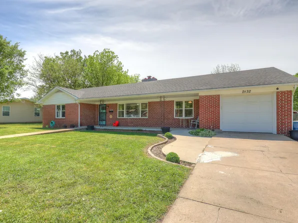 2832 E 15th Street, Joplin, MO 64804