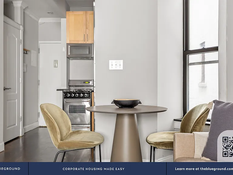 209 E 25th St #4E — Photo 5