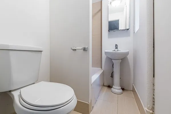 Rented by Gatsby Enterprises, LLC | media 13