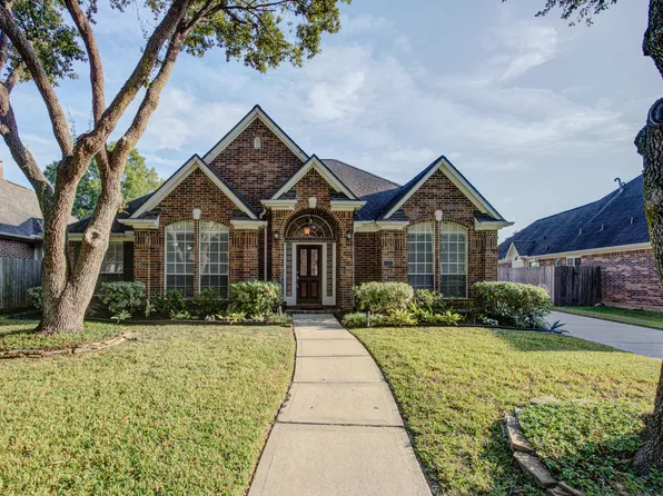 1315 Crescent Parkway Ct, Houston, TX 77094