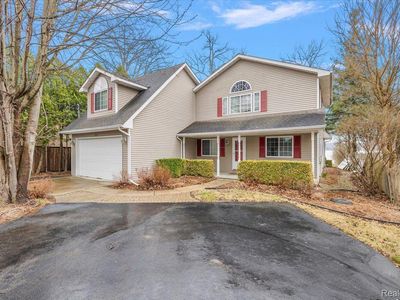 10434 Spring St, Fenton, MI, 48430