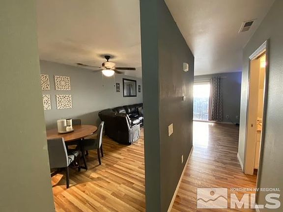 3rd image of 1022 E 5th St APT 7