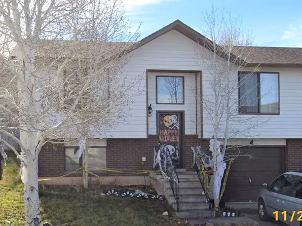101 Simpson Ave, Evanston, WY 82930