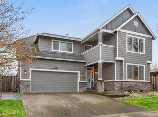 33790 NE Kern Ct, Scappoose, OR 97056
