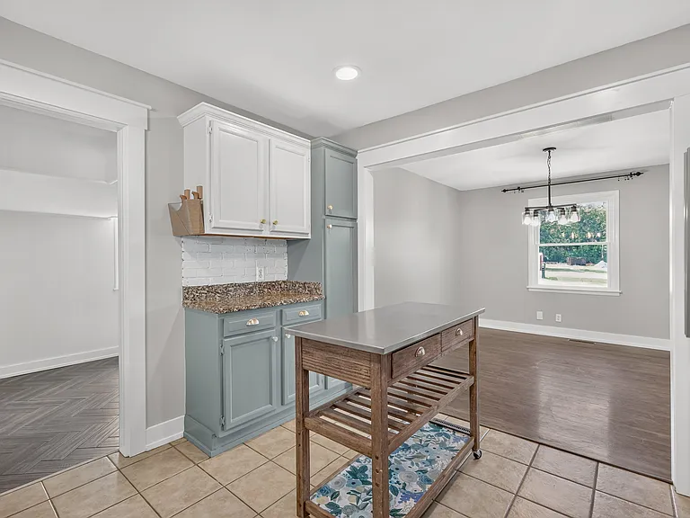 544 Watsonwood Dr — Photo 11