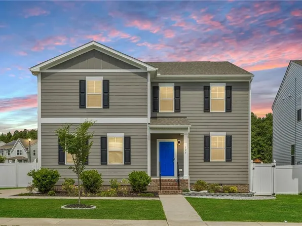 124 Meadows Landing Ln, Suffolk, VA 23434