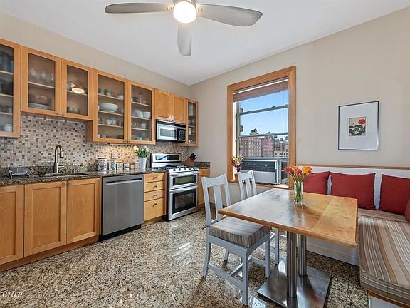 5th image of 301 W 108th St #8R