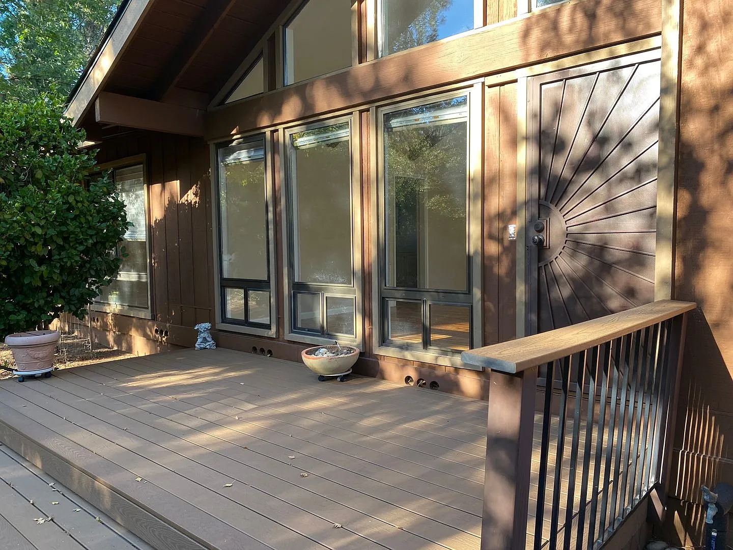 Beautiful Single Level Home — Photo 3