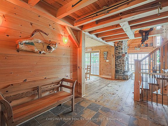 4th image of 3531 Crescent Harbour Rd