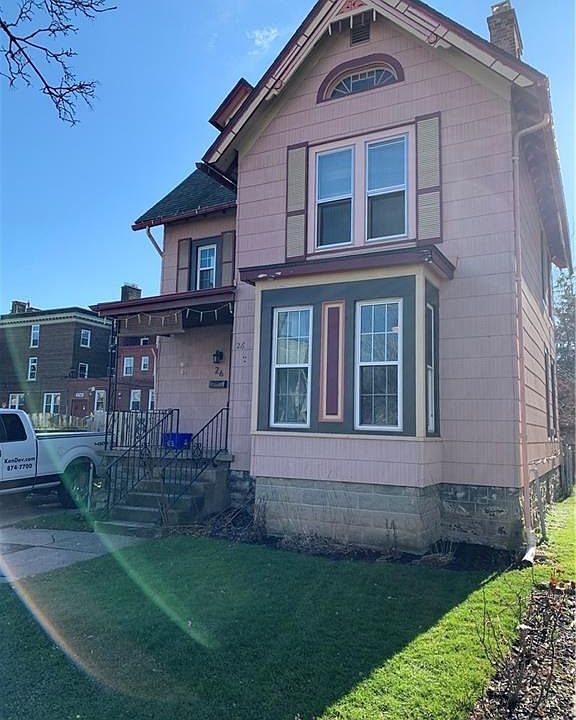 1st image of 26 W Hazeltine Ave