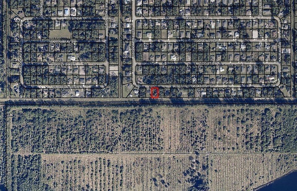 2nd image of 870 Gelaso St SW