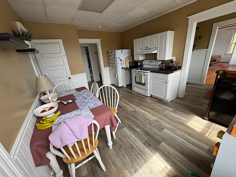 270 Washington St #5 — Photo 11