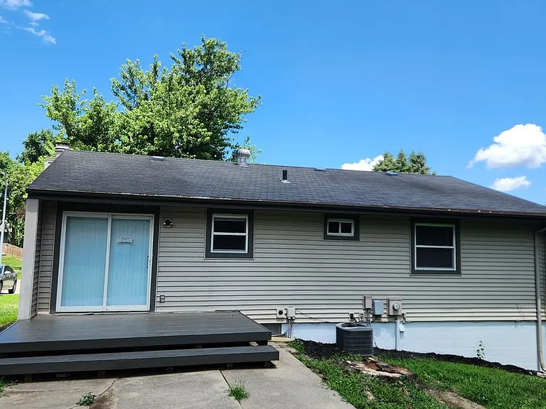 13715 Birchwood Ave — Photo 18