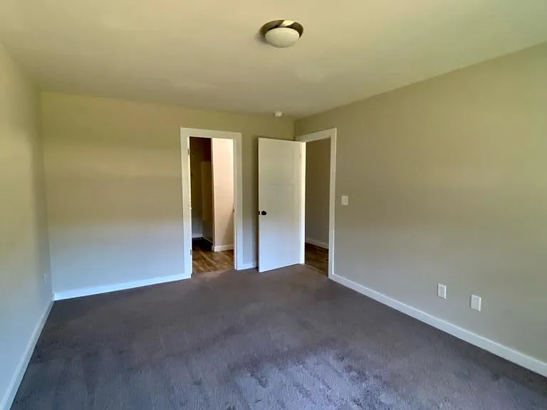 3061 Old Furnace Rd #A — Photo 8