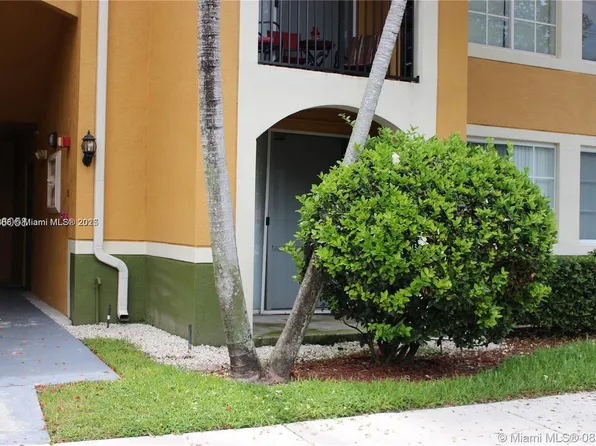 2280 E Preserve Way APT 107, Hollywood, FL 33025