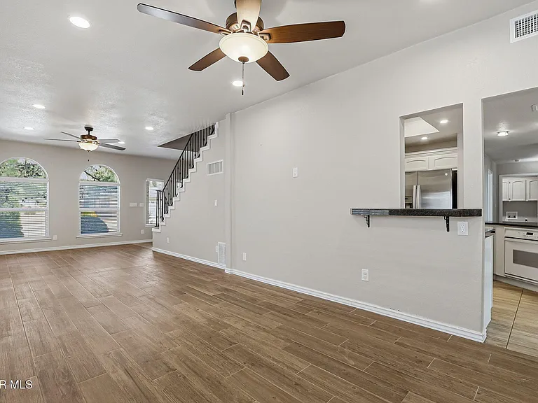 825 Dulce Tierra Dr — Photo 7