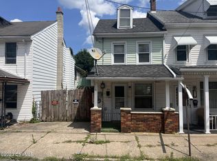 39 S Walnut St, Mount Carmel, PA 17851