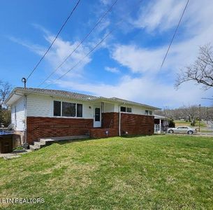 102 E Hutchinson Cir, Oak Ridge, TN, 37830
