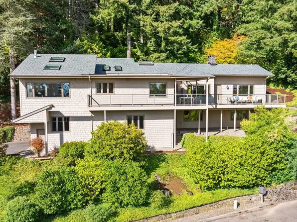 3320 SW 44th Ave, Portland, OR 97221