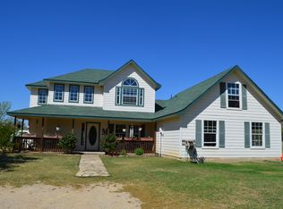 450 Chivers Trl, Bridgeport, TX 76426