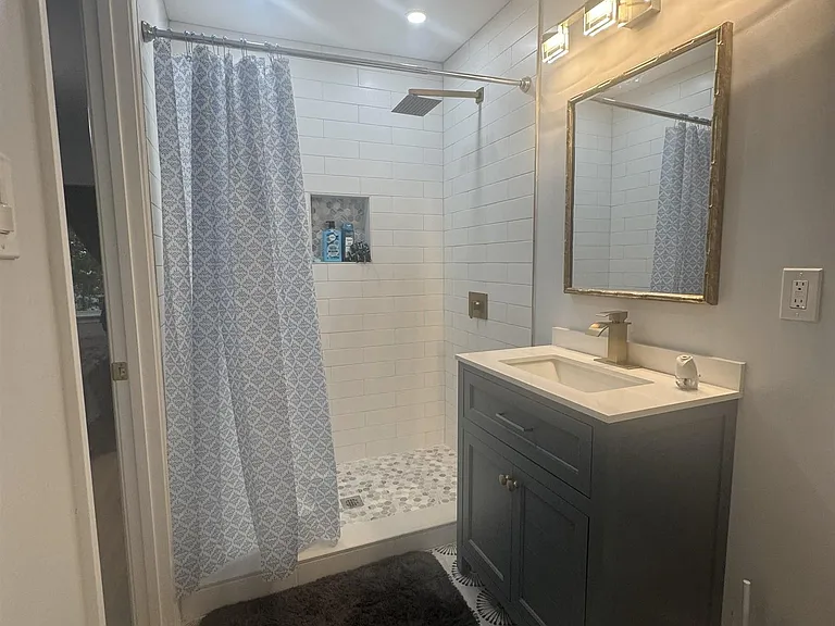 412 Fairway Dr #4 — Photo 7