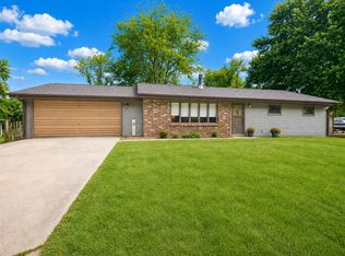 5091 W Murray Dr, Dixon, IL 61021