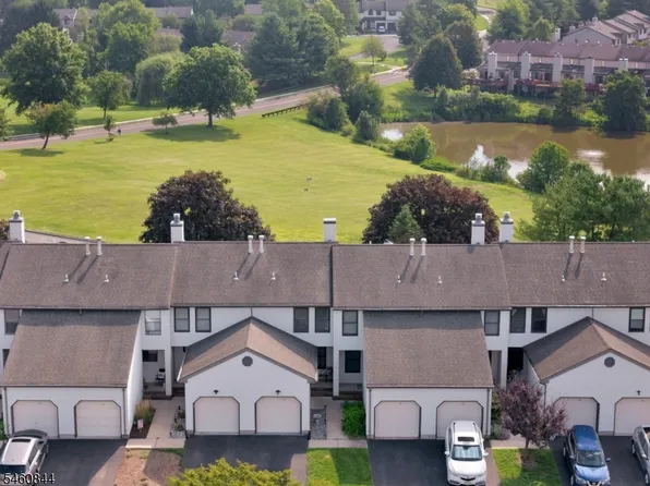 416 Willow Ct, Raritan Twp., NJ 08822