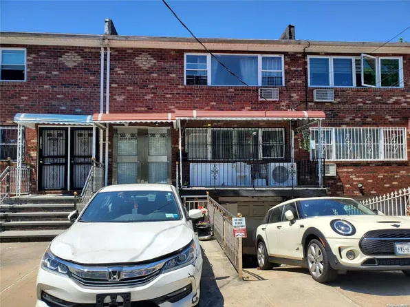 87-04 168th Pl, Jamaica Hills, NY 11432