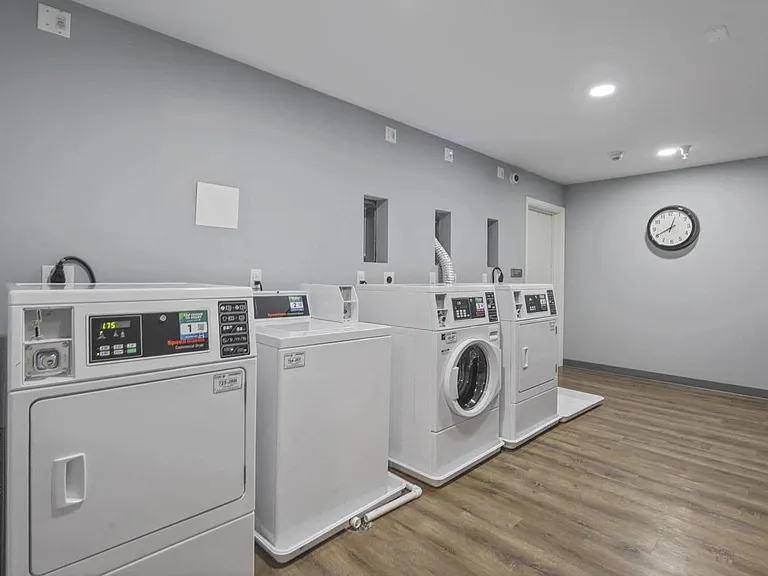 Atcheson Place Lofts — Photo 7
