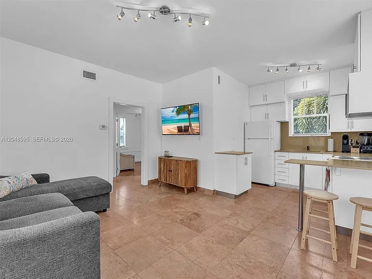 935 Meridian Ave #3 — Photo 7
