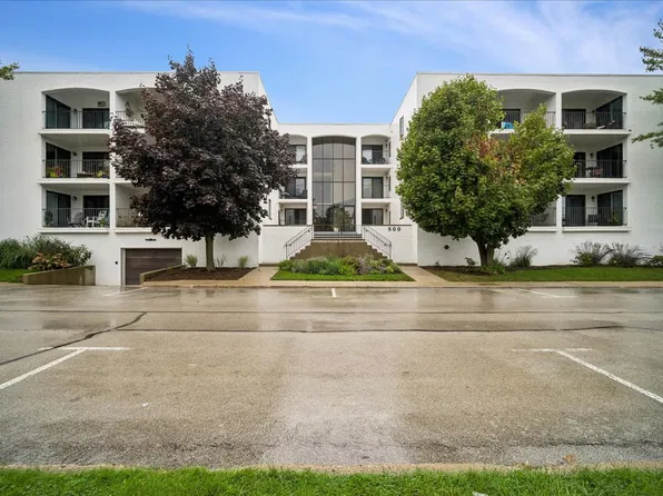 500 Lake View Ave APT 2B, Highwood, IL 60040