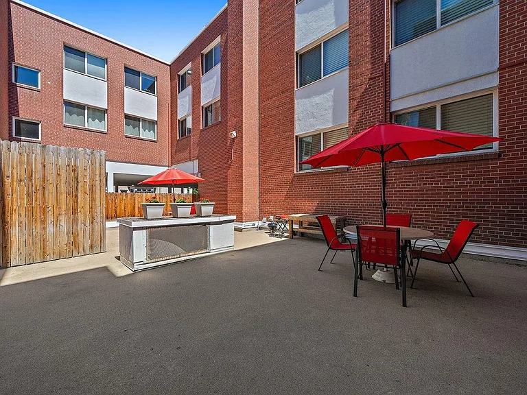 855 N Pennsylvania St #415 — Photo 5