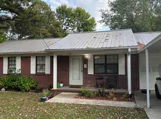1305 Hickory St, Hanceville, AL 35077