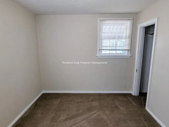 2761 Van Buren Ave #DOWN — Photo 7