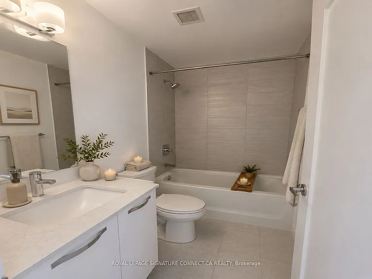 75 James St S #1710 — Photo 11