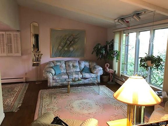 3rd image of 55 Deepwood Dr