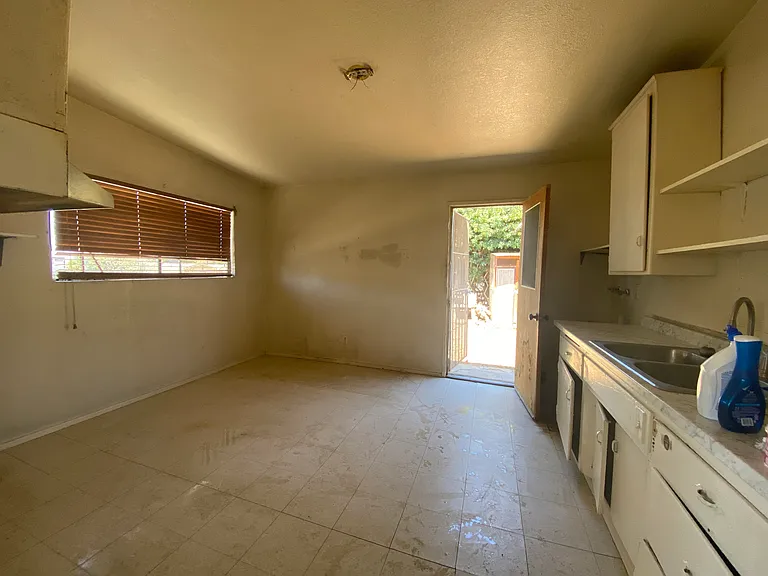 10260 Cook Ave — Photo 9