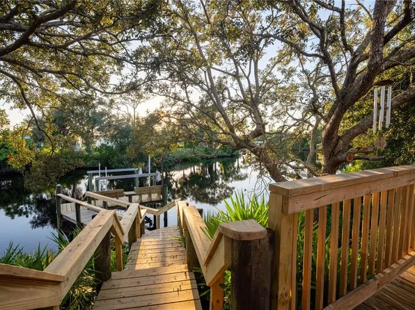 5402 60th St E, Bradenton, FL 34203