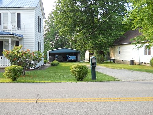 Right side view of home 