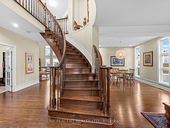 4th image of 324 Rosina Way
