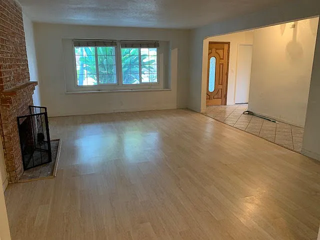 23910 Decorah Rd — Photo 1