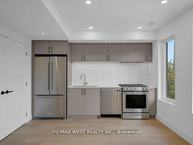502 Atlas Ave #C — Photo 13