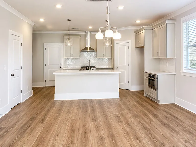 4630 Dogwood Pl — Photo 8