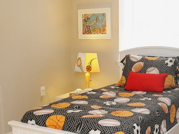 5th image of 4511 B St SE #2