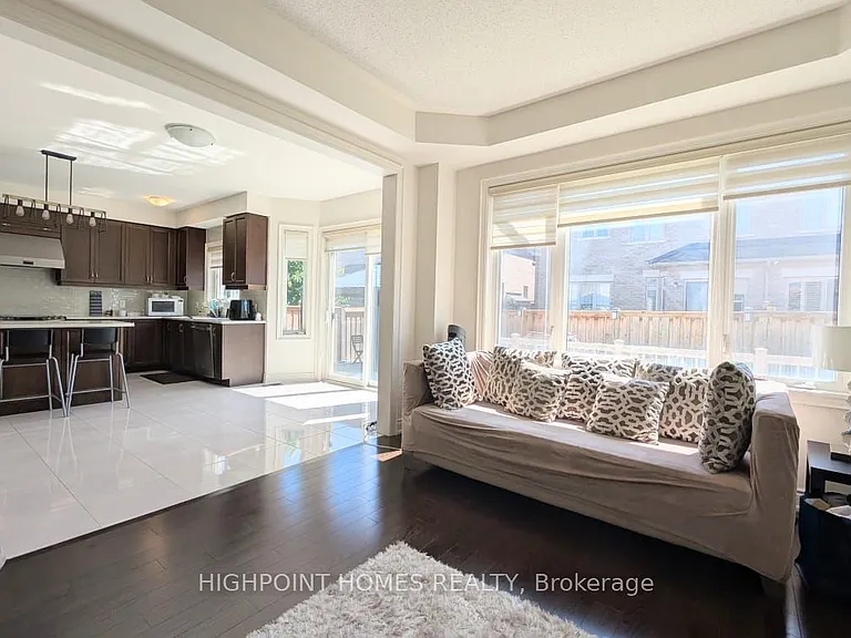 1506 Mendelson Hts #UPPER — Photo 11