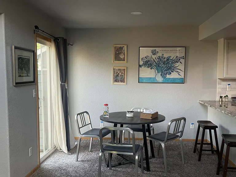 1067 Tierra Ln #A — Photo 4