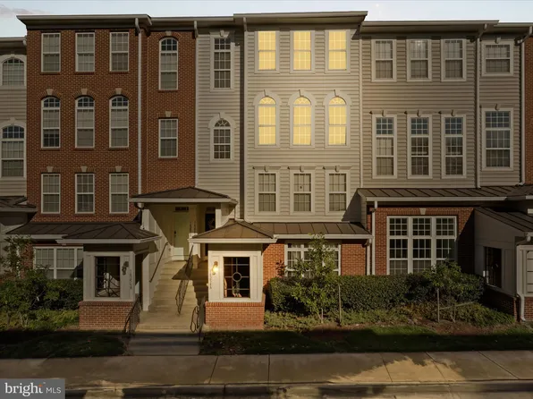 14254 Woven Willow Ln #B-64, Centreville, VA 20121