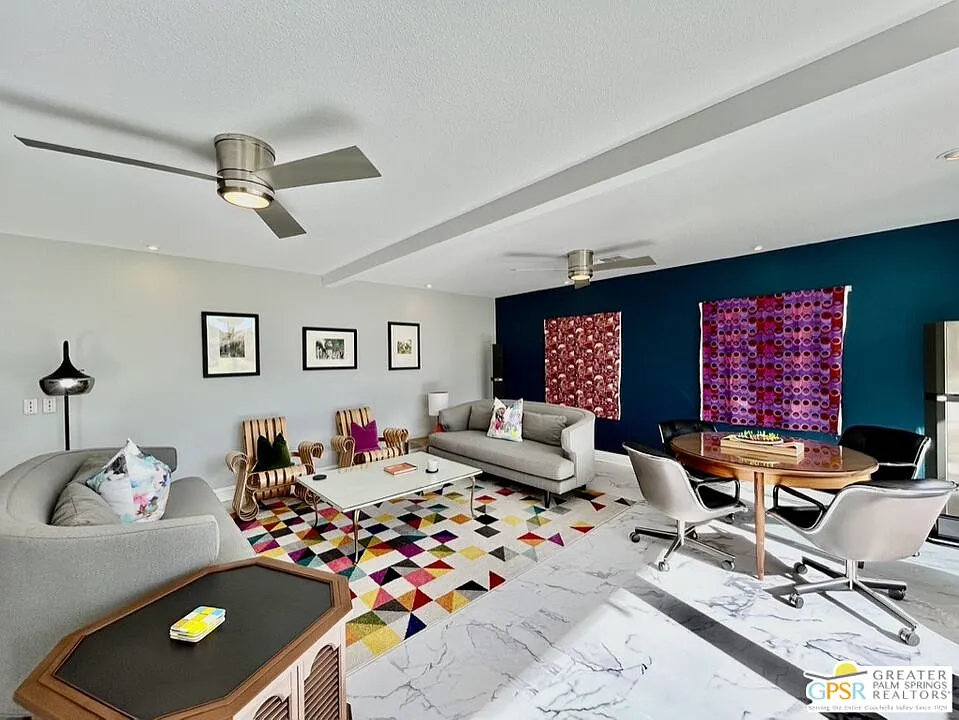 3 bed, 3.0 bath, 2278 sqft, $8,500 — Photo 3